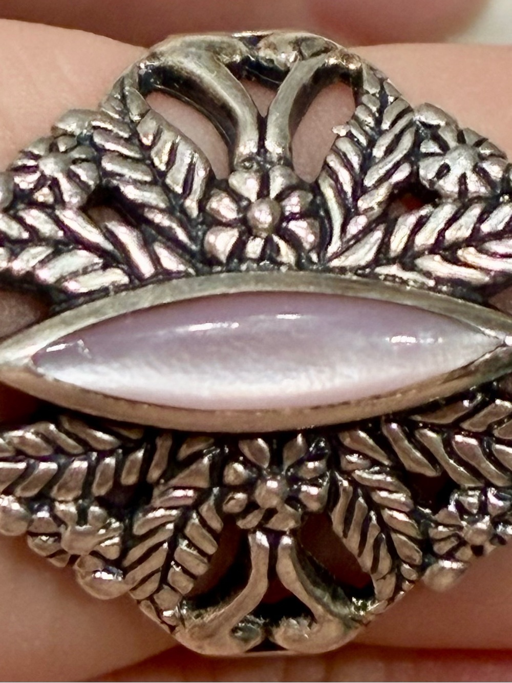 Vintage Silver Cloud Sterling Silver Mother of Pearl Ring Sz 7.25 Southwestern